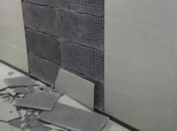钦北瓷砖空鼓维修公司分享下钦北墙砖松动维修的知识